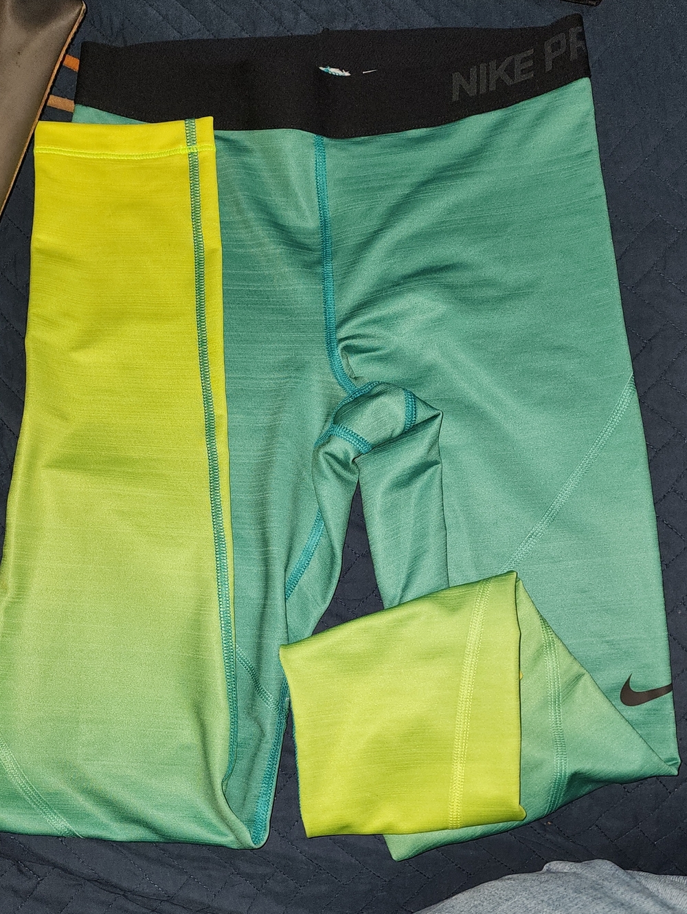 Nike Two-Tone Green and Yellow Ombre Compression Leggings